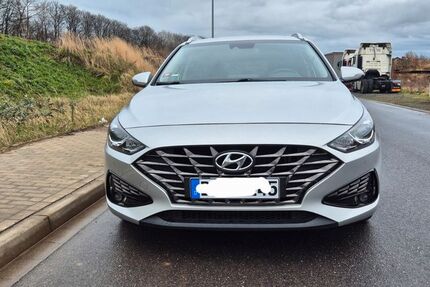 Hyundai i30 180.000 km 12.000 &euro; Bergheim 50129