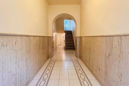 Große 4,5-Zimmer-Wohnung ca. 140 m² in Düsseldorf (Etagenwohnung) 4.5 zimmer