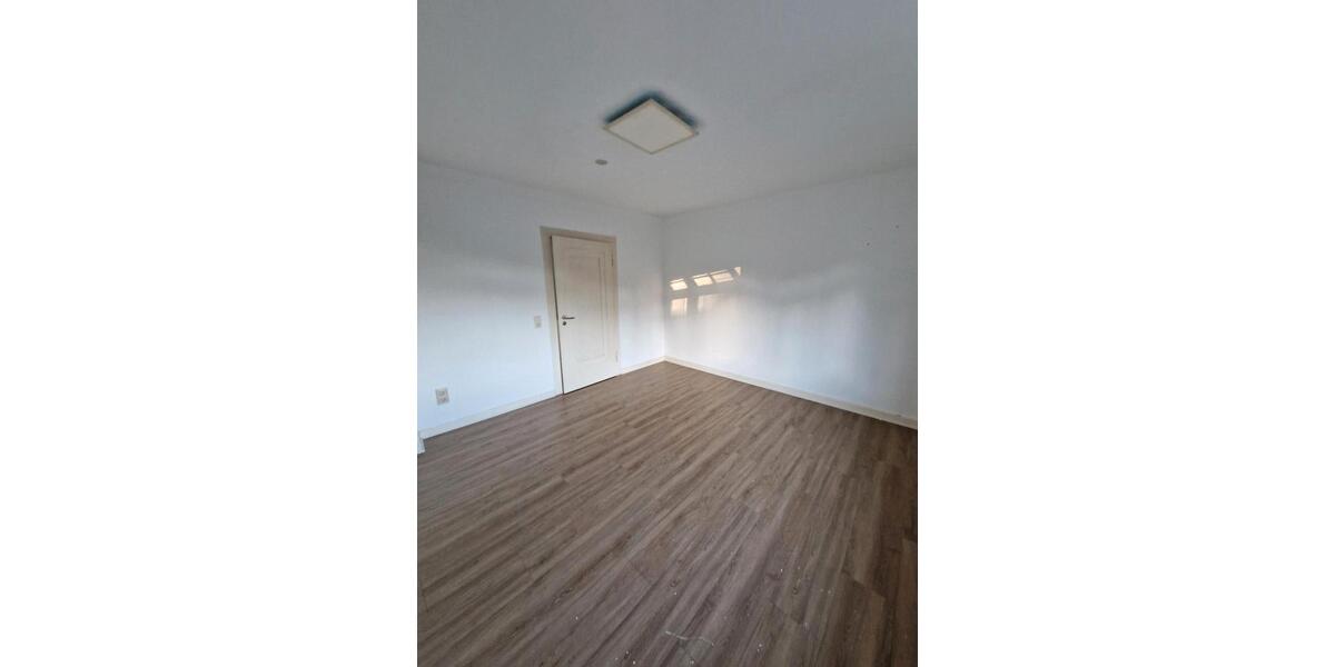 Etagenwohnung Remscheid Reinshagen - 2 Zimmer, 56 m&sup2;, 650&euro; | Angebot:26339866