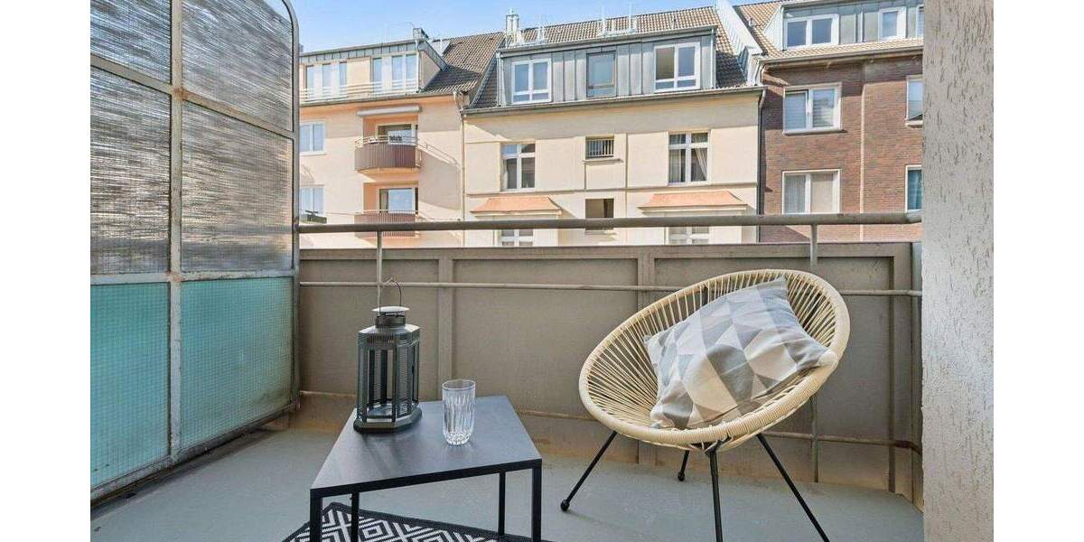 Etagenwohnung Düsseldorf Pempelfort - 3 Zimmer, 90 m&sup2;, 449.000&euro; | Angebot:25389499
