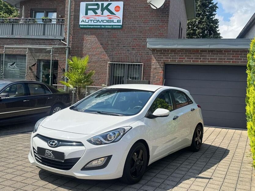 i30