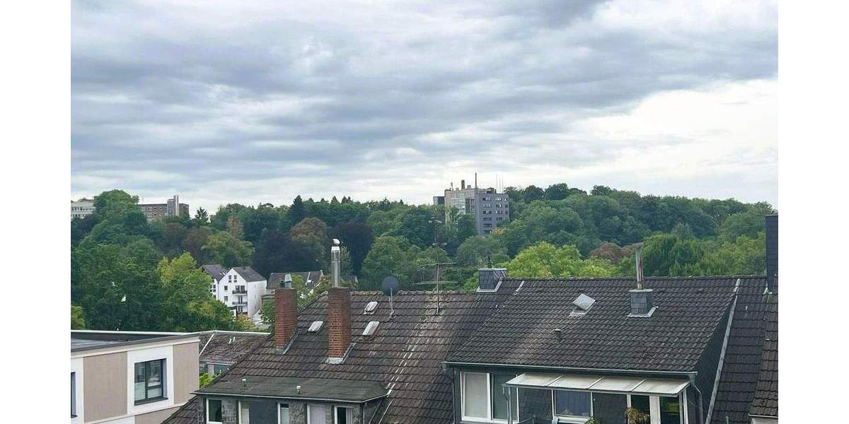 Attraktive Eigentumswohnung mit Aussicht - im Zentrum von Bergisch Gladbach 3 zimmer