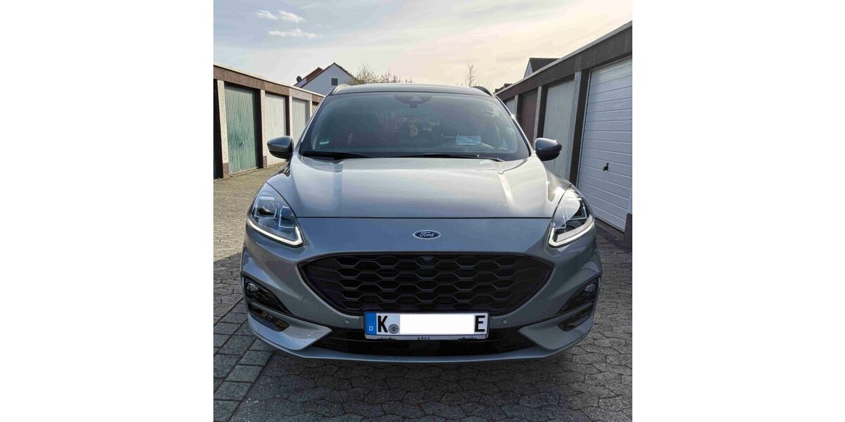 Ford Kuga 34.590 km 33.000 &euro; Köln 50997