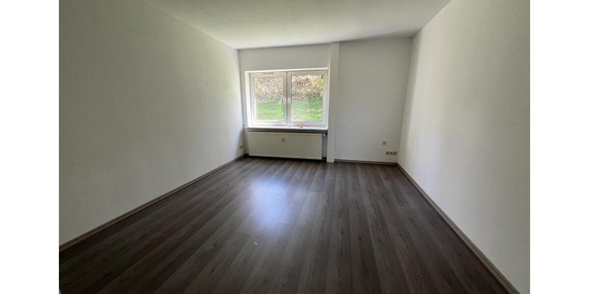 Erdgeschoßwohnung Remscheid Lüttringhausen - 3 Zimmer, 65 m&sup2;, 500&euro; | Angebot:26462521