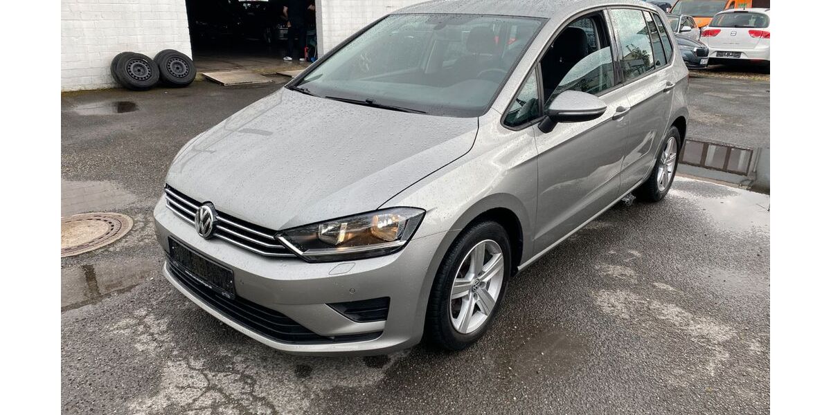 VW Golf 111.000 km 9.999 &euro; Monheim 40789