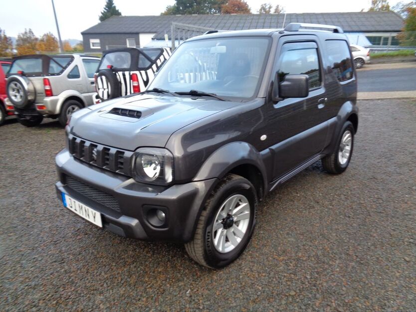 Suzuki Jimny 87.700 km 15.999 € Radevormwald 42477
