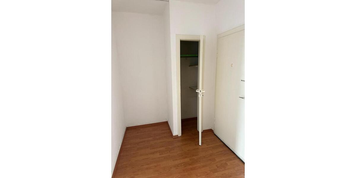 Etagenwohnung Düsseldorf Stadtbezirk 3 - 1.5 Zimmer, 49 m&sup2;, 850&euro; | Angebot:25305563