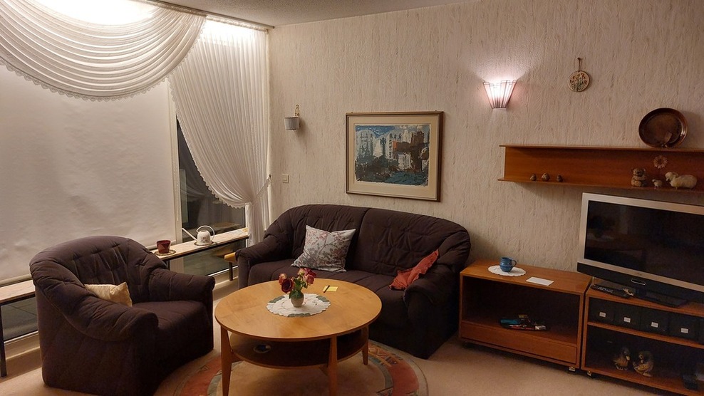 Gemütliche 2 ½ Zimmer ETW mit Loggia und Garage 2 zimmer