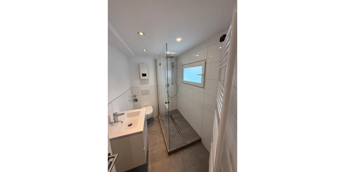 Etagenwohnung Brühl - 2 Zimmer, 65 m&sup2;, 1.040&euro; | Angebot:26349075