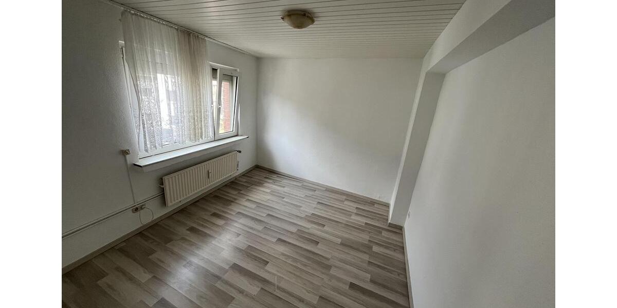 Lichtdurchflutete Maisonettewohnung in ruhiger Straße 3 zimmer