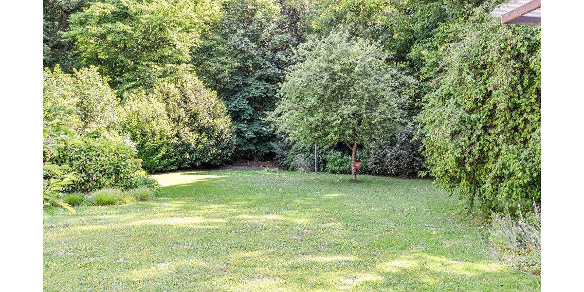 Mehrfamilienhaus, Wohnhaus Leverkusen Lützenkirchen - 6 Zimmer, 146 m&sup2;, 550.000&euro; | Angebot:25822680