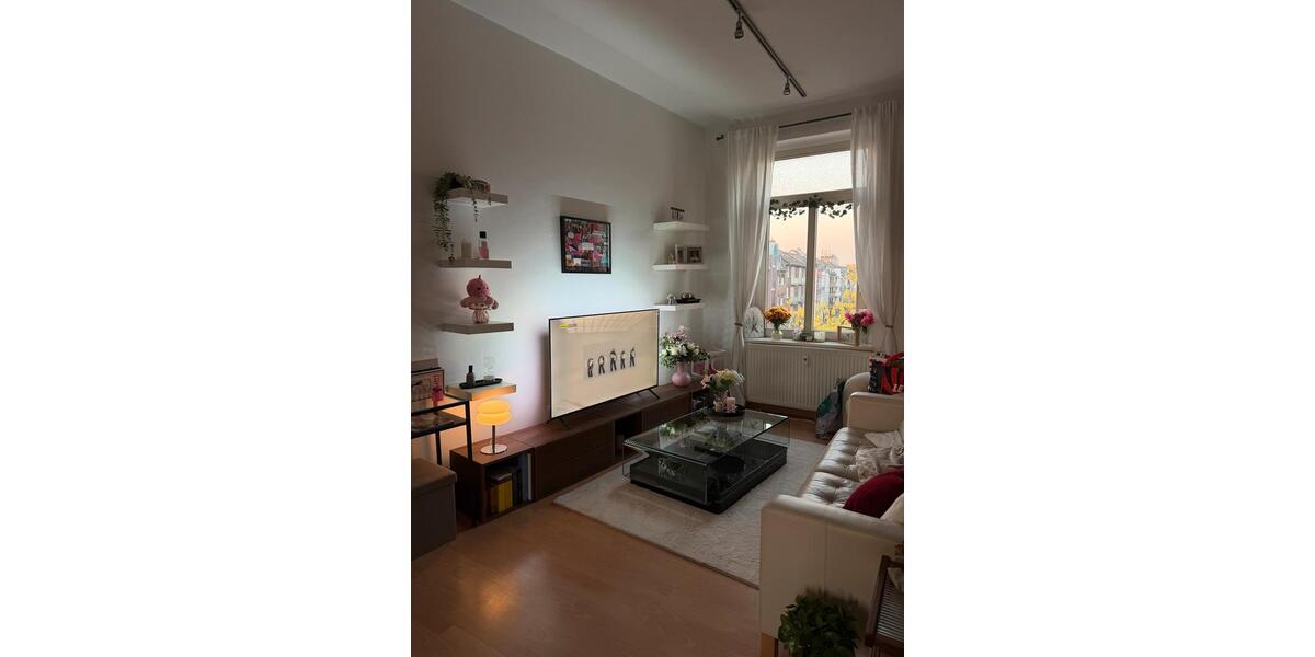 Etagenwohnung Neuss - 3 Zimmer, 53 m&sup2;, 1.000&euro; | Angebot:26238734