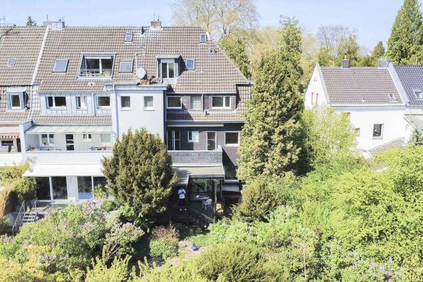 Haus zum Kaufen in Köln 799.000 € 242 m²