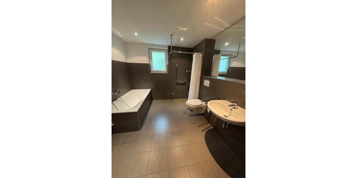 Gewerbeobjekt Odenthal - 3 Zimmer, 25 m&sup2;, 665&euro; | Angebot:26198854