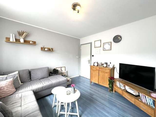 Etagenwohnung Neuss Furth-Mitte - 3 Zimmer, 68 m&sup2;, 205.000&euro; | Angebot:27385054