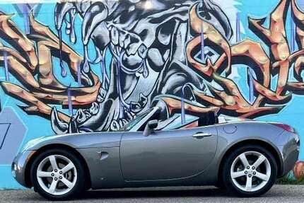 Pontiac Solstice 88.000 km 10.800 &euro; Troisdorf 53844