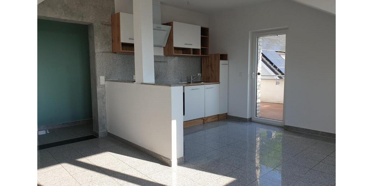 Dachgeschoßwohnung Langenfeld (Rheinland) - 3 Zimmer, 85 m&sup2;, 314.000&euro; | Angebot:24585617