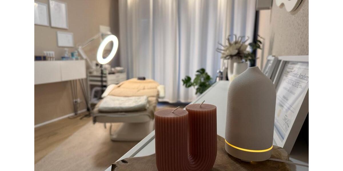 Sonnenstudio mit 5 Solarien + Behandlungsraum zu Verkaufen zimmer