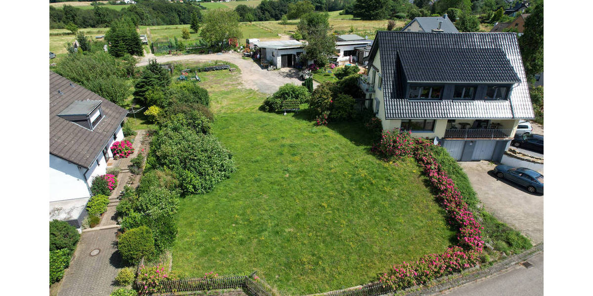 Sonniges Baugrundstück in ruhiger, exponierter Lage von Odenthal-Erberich zimmer