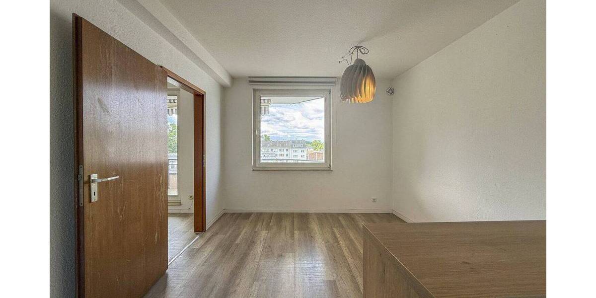 Etagenwohnung Leverkusen Opladen - 3 Zimmer, 106 m&sup2;, 1.200&euro; | Angebot:26858204
