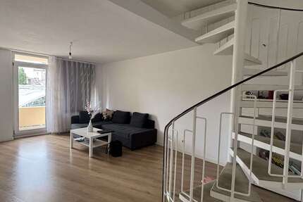 Wohnung Düsseldorf Oberbilk - 3 Zimmer, 85 m&sup2;, 325.000&euro; | Angebot:26898312
