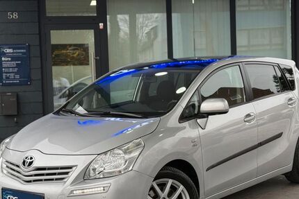 Toyota Verso 86.245 km 10.500 &euro; Düsseldorf 40599