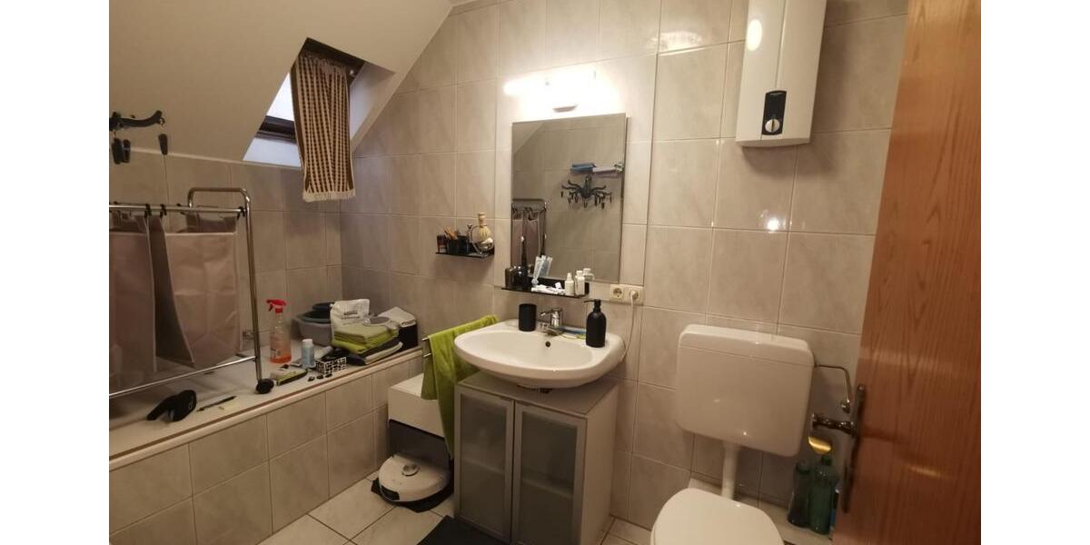 Außergewöhnliche 2-Raumwohnung mit Sonnenbalkon in Niederkassel - Rheidt ! 2 zimmer