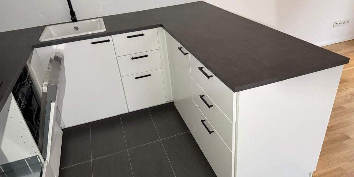 TOP-geschnittene 3-Zimmer-Balkon-Wohnung - verkehrsgünstig- 3 zimmer