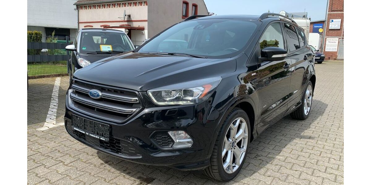 Ford Kuga 145.125 km 13.790 &euro; Hilden 40721