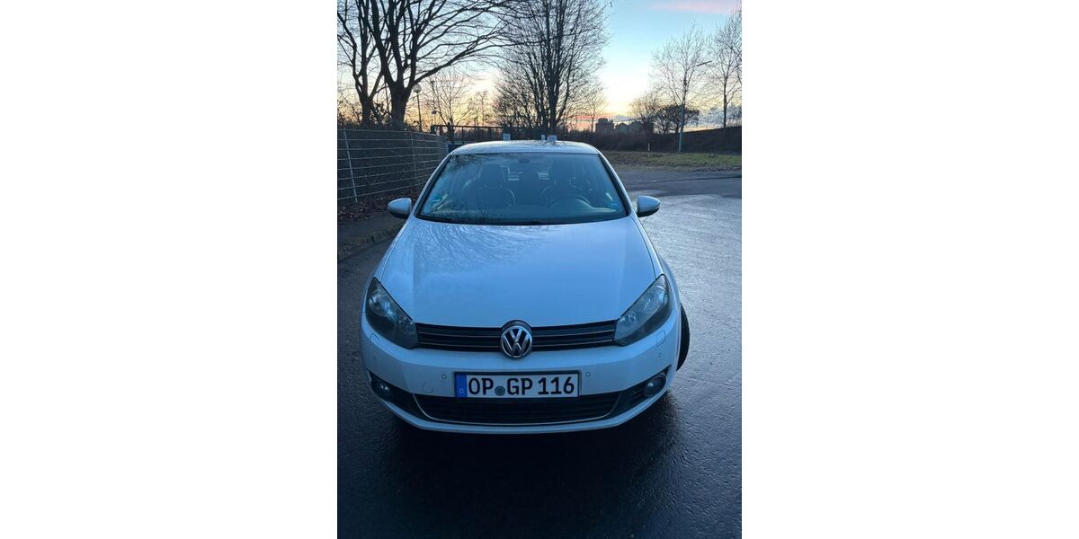 VW Golf 211.902 km 4.900 &euro; Leverkusen 51379