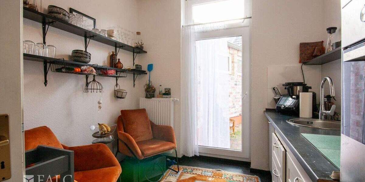 Mehrfamilienhaus, Wohnhaus Frechen Königsdorf - 6 Zimmer, 235 m&sup2;, 400.000&euro; | Angebot:24766754