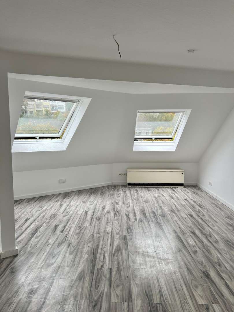 Wohnung zum Mieten in Wuppertal 850 € 90 m² 4 zimmer