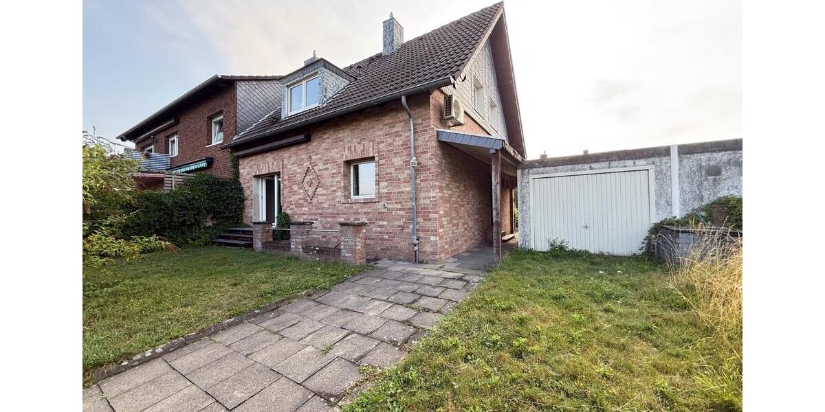 Doppelhaushälfte mit großem Garten und viel Nutzfläche 6 zimmer