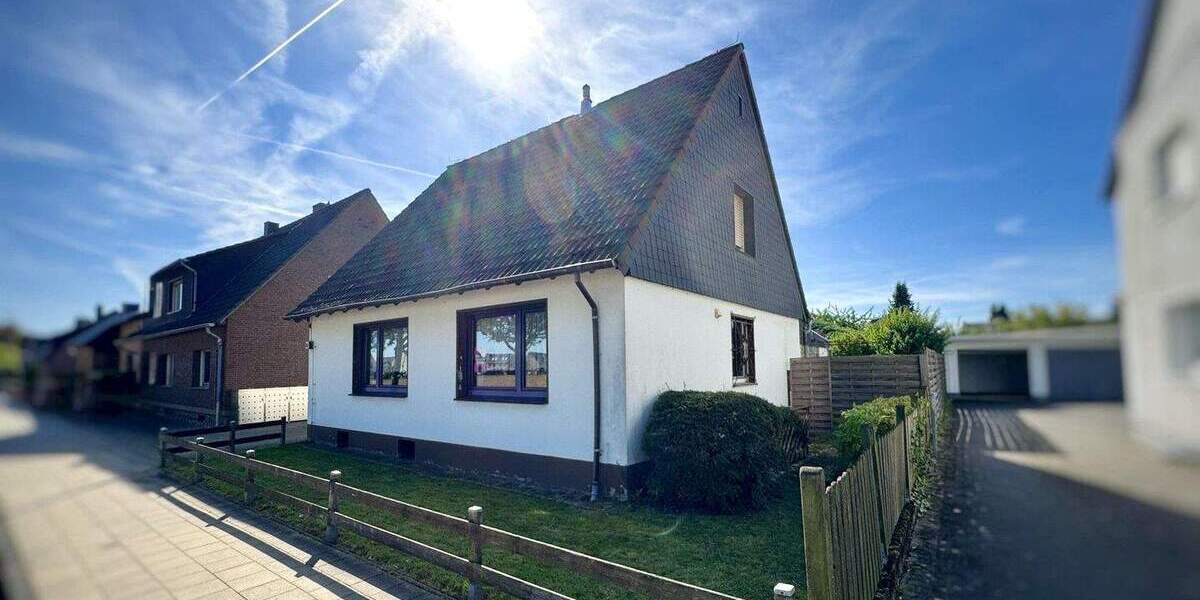Frei stehendes Einfamilienhaus in schöner Hitdorfer Lage 5 zimmer