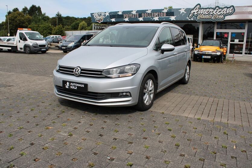 VW Touran 53.280 km 18.799 € Lohmar 53797