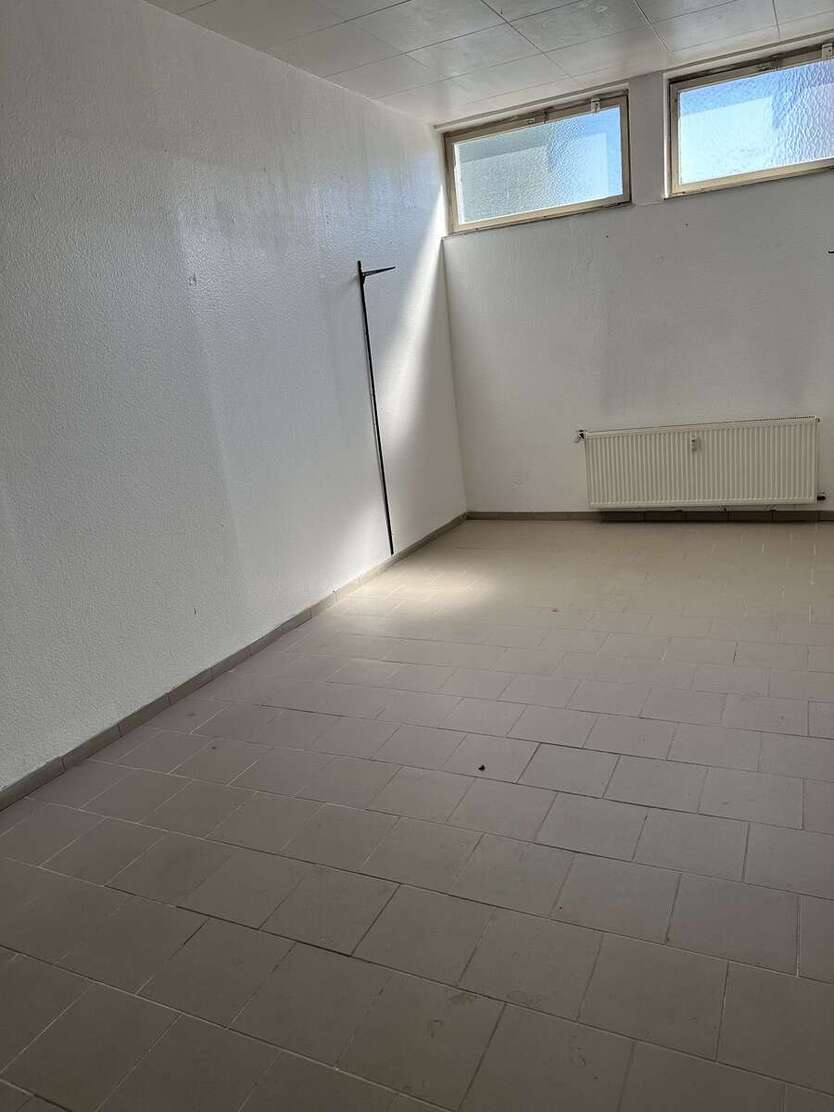Büro in Solingen 200 € 17.73 m² zimmer