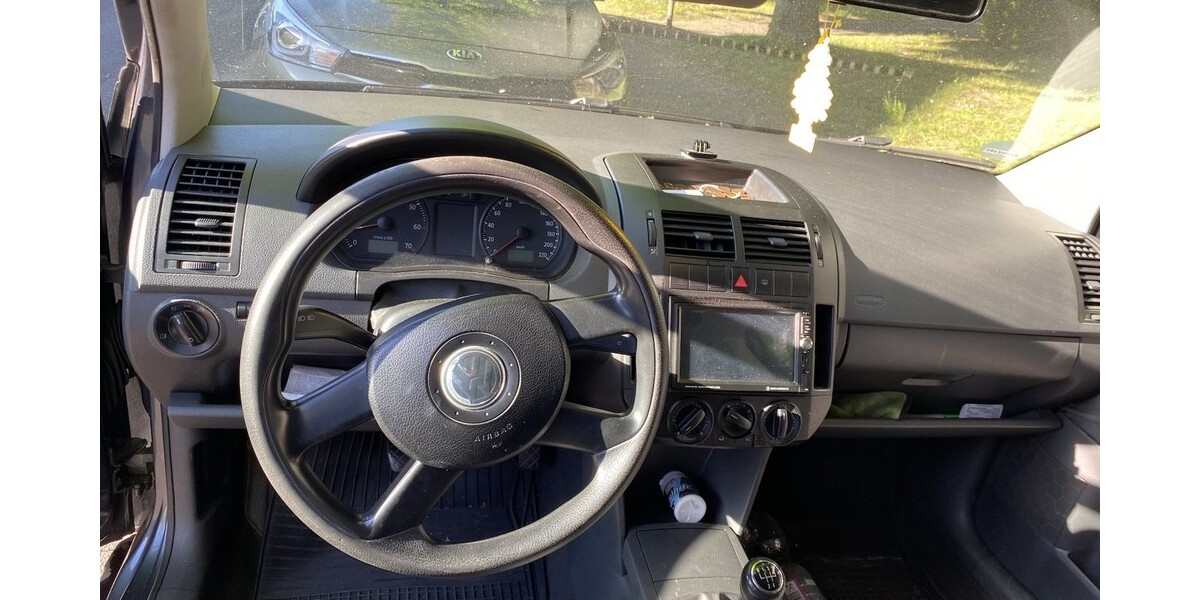 VW Polo 270.000 km 1.900 &euro; Neuss 41460