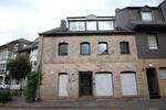 Wohn-u.Geschäftshaus im Zentrum von Köln-Porz ca. 220 m² Nutzungsänderung in 2-3 Wohnungen möglich. 5 zimmer