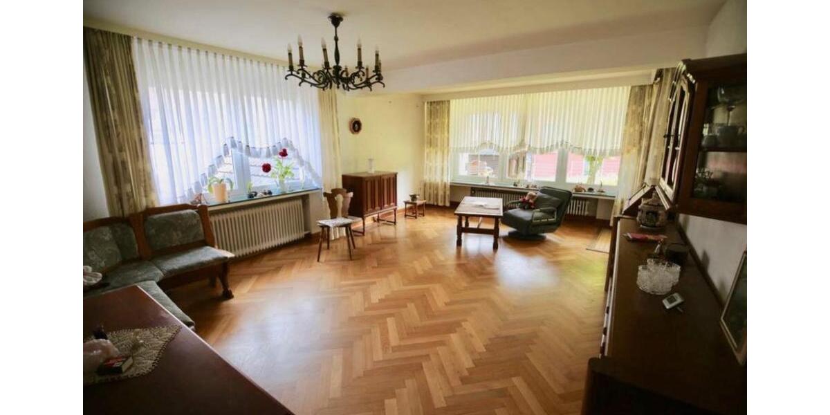 Mehrfamilienhaus, Wohnhaus Kürten - 9 Zimmer, 246 m&sup2;, 550.000&euro; | Angebot:25477902