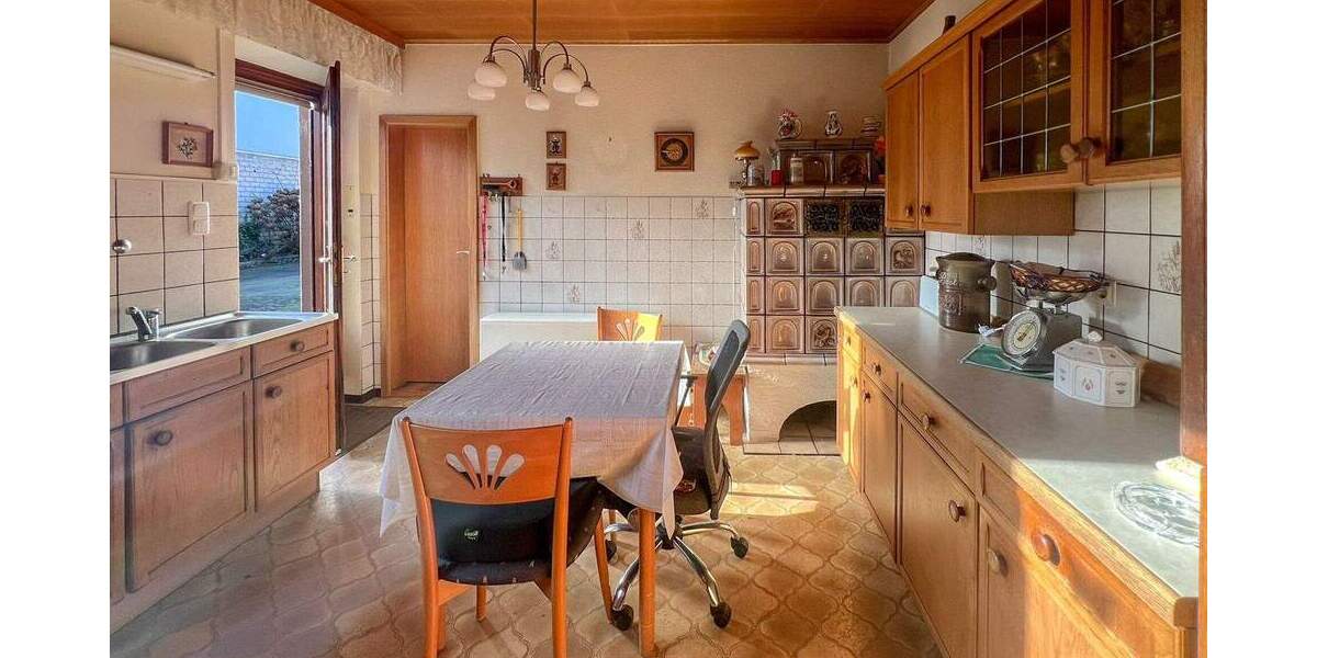 Einfamilienhaus Erftstadt / Dirmerzheim Dirmerzheim - 7 Zimmer, 154 m&sup2;, 345.000&euro; | Angebot:24855475