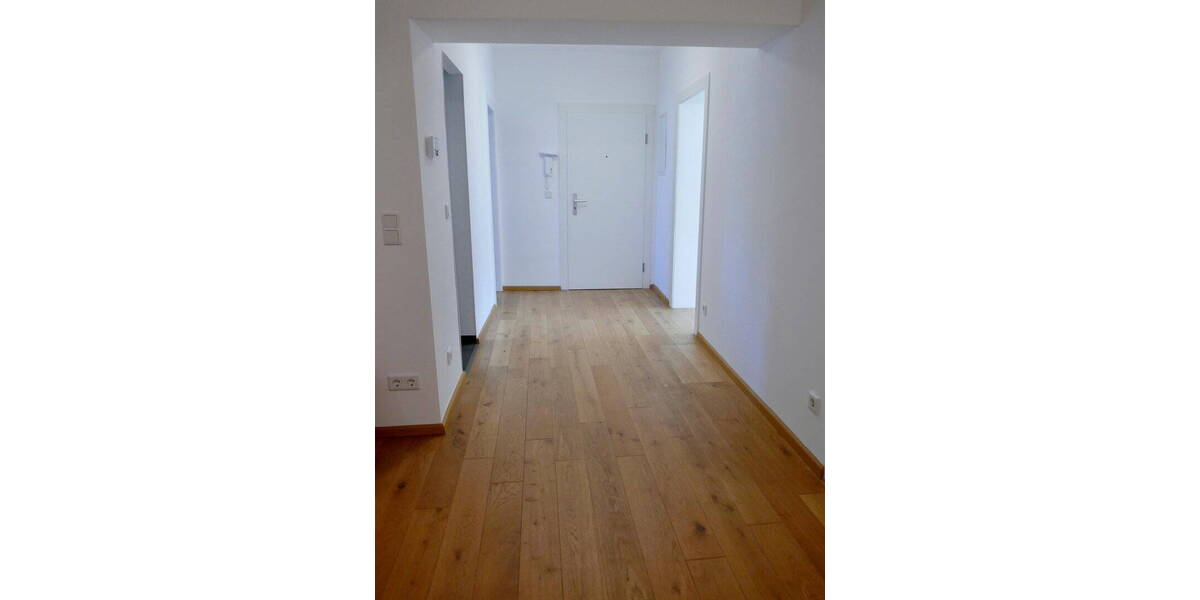 Etagenwohnung Düsseldorf Bilk - 3 Zimmer, 77 m&sup2;, 349.000&euro; | Angebot:26402212