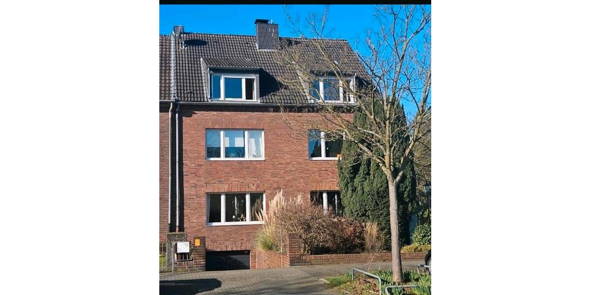 Dachgeschoßwohnung Düsseldorf Stadtbezirk 3 - 1 Zimmer, 31 m&sup2;, 483&euro; | Angebot:25511486