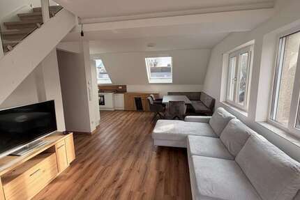 Wohnung Düsseldorf Stadtbezirk 8 - 5 Zimmer, 99 m&sup2;, 2.000&euro; | Angebot:27032106