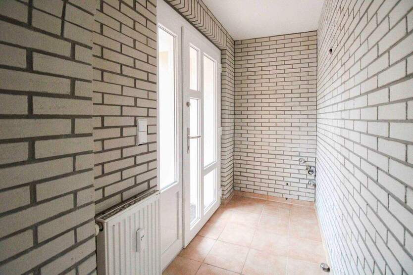 Moderne 2-Zi.- Souterrainwohnung mit separatem Eingang, schicker EBK und Stellplatz in LEV-Opladen 2 zimmer