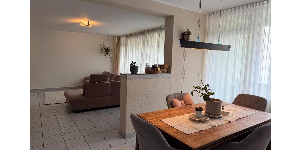 Etagenwohnung Leverkusen Opladen - 4 Zimmer, 113 m&sup2;, 1.350&euro; | Angebot:26502613