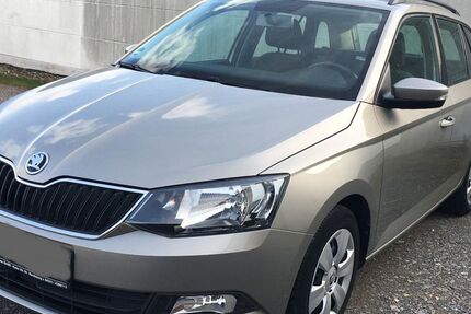 Skoda Fabia 42.300 km 8.500 &euro; Leverkusen 51381