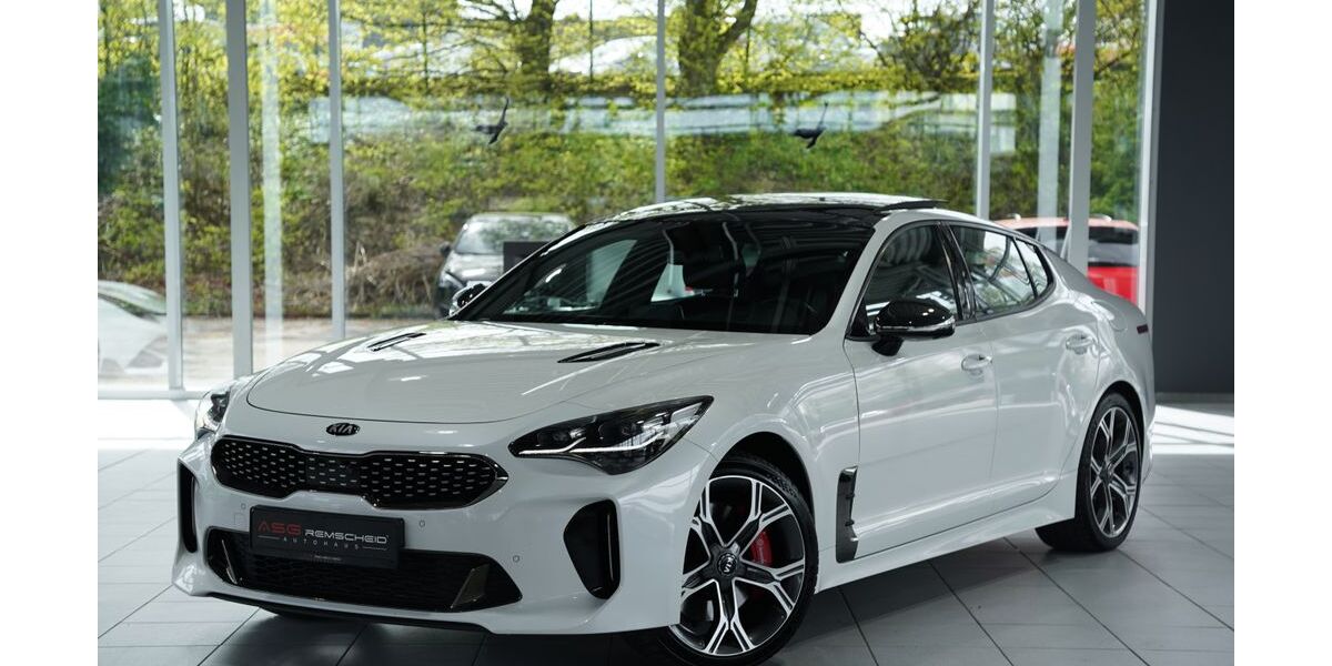 Kia Stinger 122.316 km 29.900 &euro; Remscheid/NRW 42855