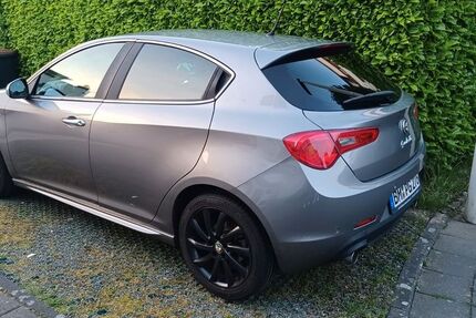 Alfa Romeo Giulietta 246.000 km 3.150 &euro; Frechen 50226