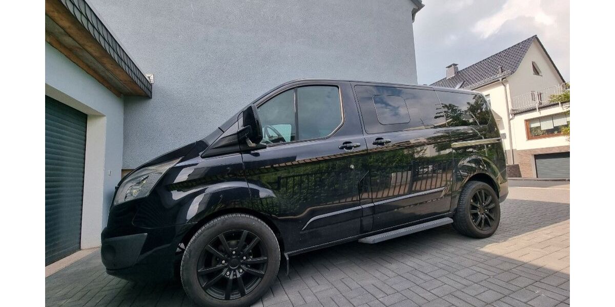 Ford Tourneo Custom 177.200 km 15.000 &euro; Remscheid 42855