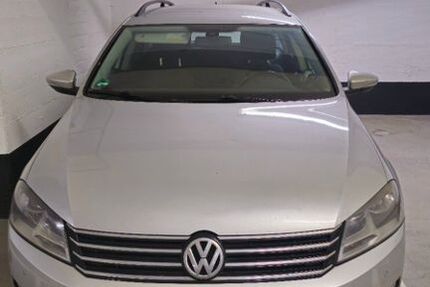 VW Passat 240.000 km 6.250 &euro; Koln 50667